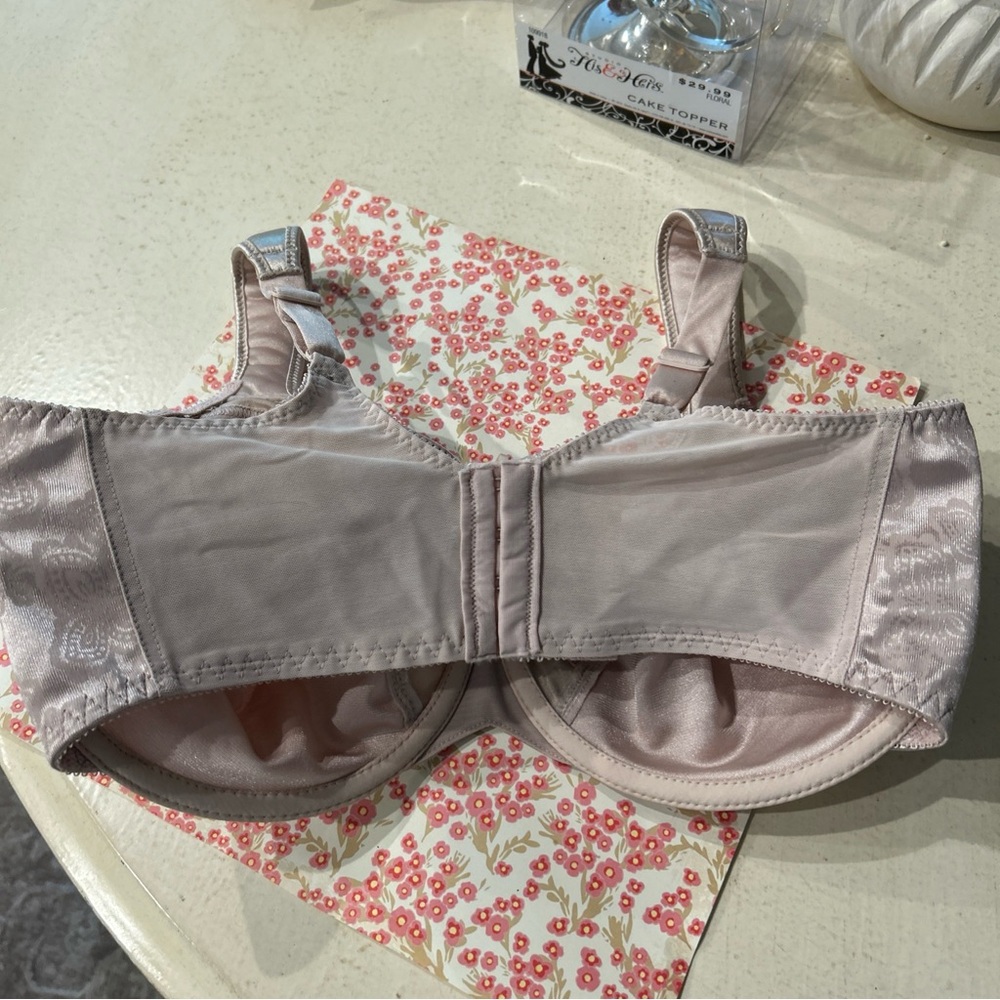Bali Satin Minimizer Bra - Light Beige - Picture 2 of 2